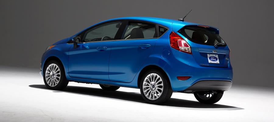  Ford Fiesta 5-Door 2014 года  (US) (фото 63 из 122)